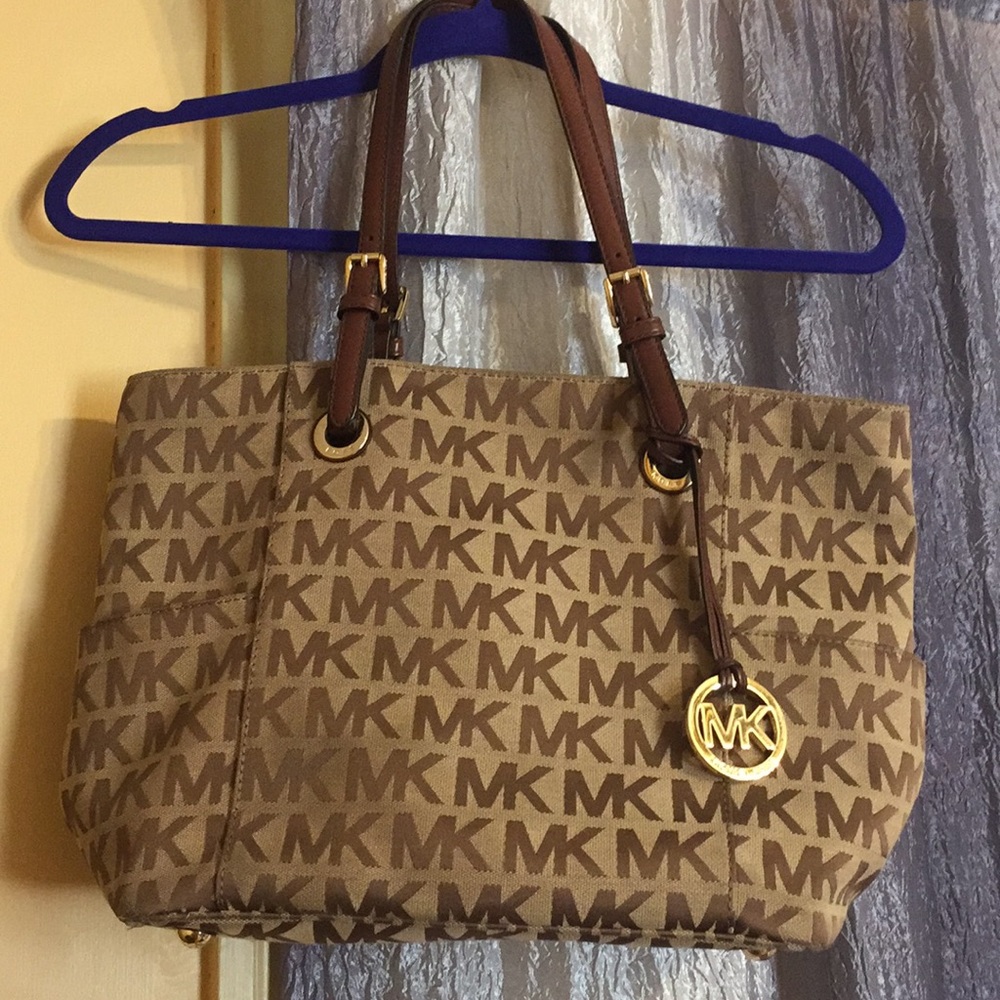 Michael Kors Logo Bag